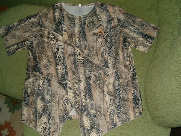 Оригинална и раздвижена блузка-туника HPIM9549.JPG Big
