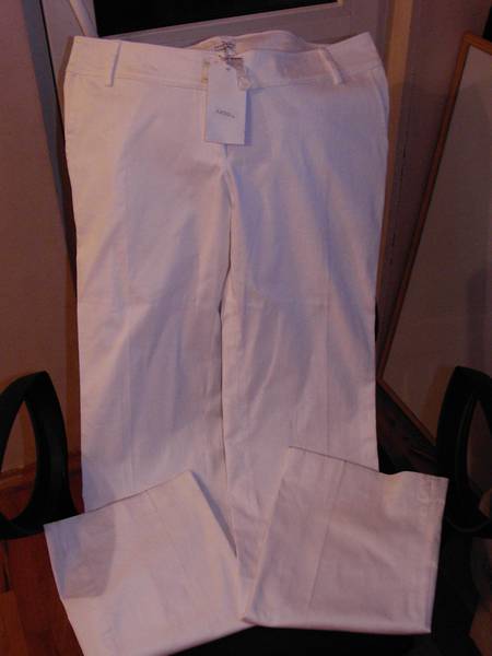 Бял панталон MOTIVI PIC05520.JPG Big