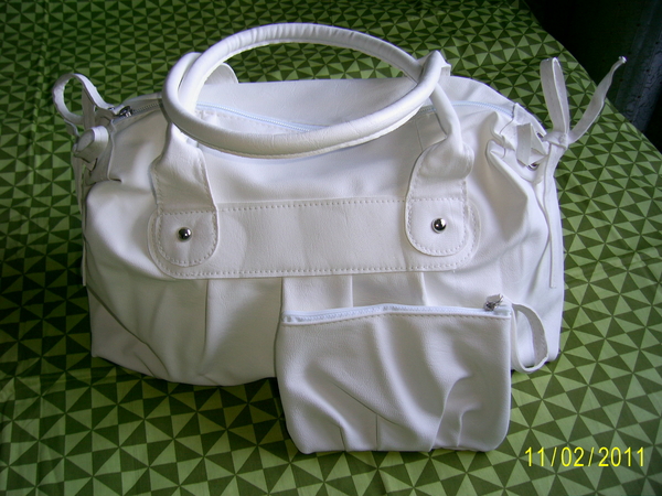Нова бяла чанта с портмоне - подарявам при покупкка над 25 лв. Tedi007_PIC_2463.JPG Big