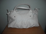 Бяла дамска чанта и портмоне, НАМАЛЕНА НА 6 ЛВ. 6u6i_DSCF2579.jpg