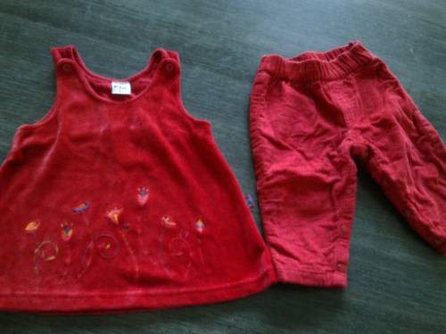 Червени дрешки-червен плюшен сукман или туника и джинси в същия цвят 05721.jpg Big