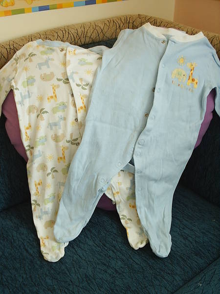 две пижамки на George S20100011.JPG Big