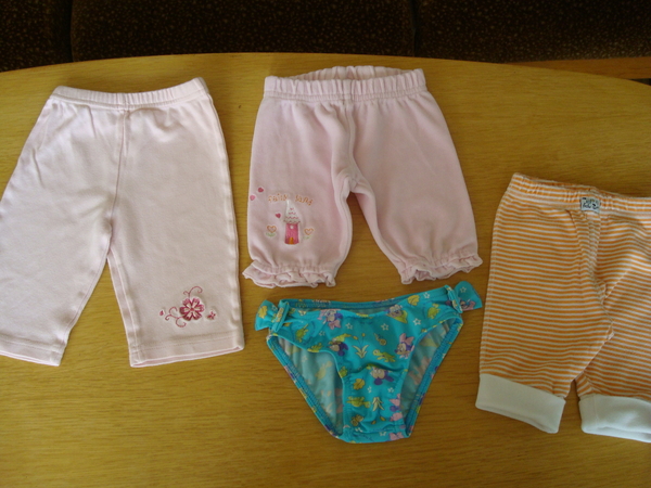 Лот бански DISNEY и две панталончета-третото подарък Sarlita_DSC06910.JPG Big