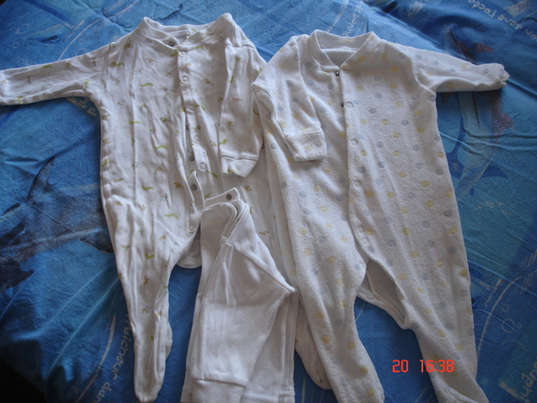 Две пижамки и блузка с дълъг ръкав sem_Todorovi_DSC000081.JPG Big