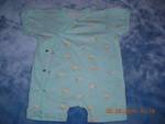 Яке и две блузки,подарък пижамка DSCN4694.JPG