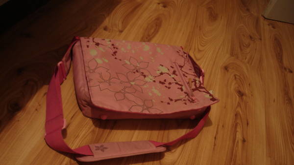 Розова чанта за лаптоп - HAMA DSC063501.JPG Big
