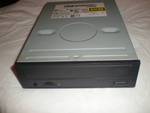 CD ROM LG P7140008.JPG