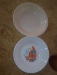 комплект от порцеланови чинии и една фруктиера!!!!!! Sisi_6080.jpg