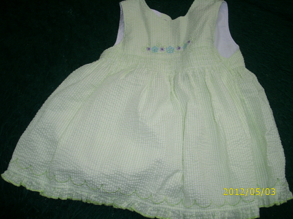 рокля в млечно зелено 12-18 месеца 10 лв. valiamae6_IMG_0130.JPG Big