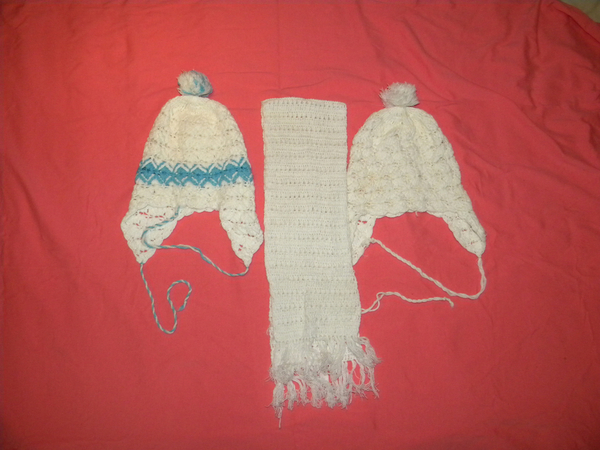две плетени шапки и шалче whitewolf_DSCN3489.jpg Big