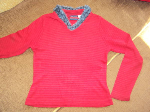 блузка в червено р 140 с пухче по бието DSC025601.JPG Big