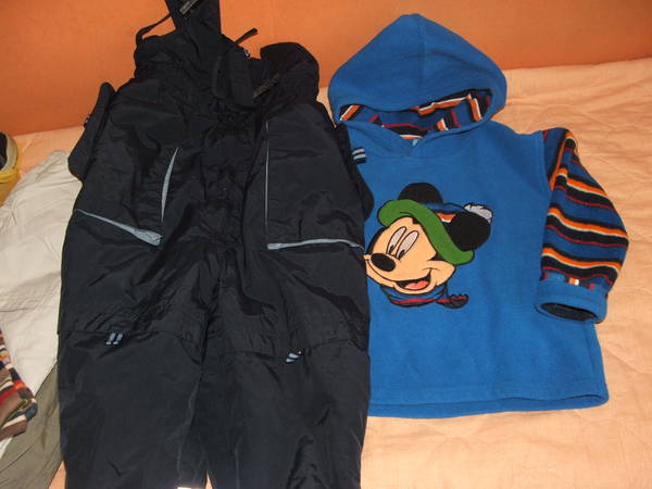 Ски-гащеризон Friends и поларена блузка Disney с подарък ботички DSCF4330.JPG Big