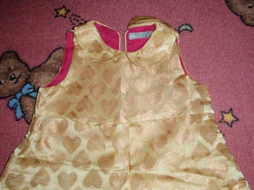 Много красива златиста рокличка на сърчица за малко барби P8283467.JPG Big