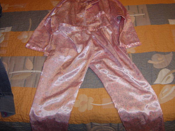 Сатенена пижама за госпожички STA500381.JPG Big