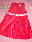 Кадифена червена рокличка с коланче на сърчица P8283490.jpg