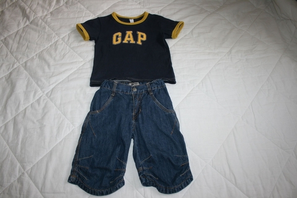 GAP и Entry - тениска и дънкови панталонки под коляното с подарък втора тениска - 2-3 г. varadero_26.jpg Big