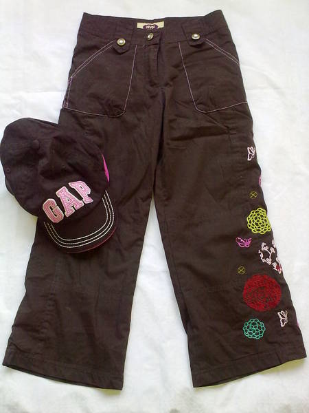 Кафяв подплатен панталон с бродерии и подарък шапка GAP 161120105925.jpg Big
