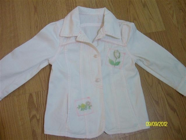 Бяло сако с розови тегели 78_025_Small_1.JPG Big
