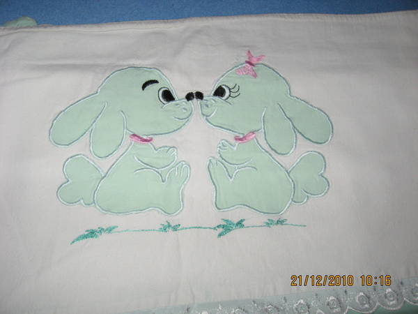 Сладки чаршафчета с зелени кученца IMG_02441.JPG Big