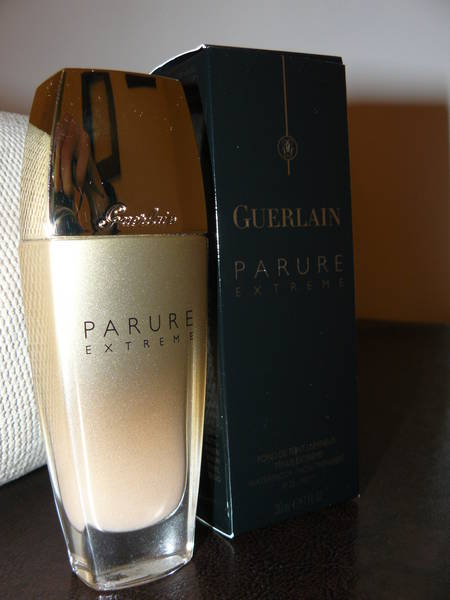 Фондьотен Guerlain Parure Fluid Extreme Foundation P1050832.JPG Big