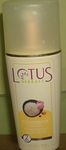 Лот от 2 продукта на Lotus Herbals /аюрведа без парабени/и подарък индийски каджал lotusss.jpg