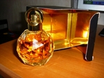 Оригинален парфюм на Орифлейм "Прешъс" miracle_27_12.JPG