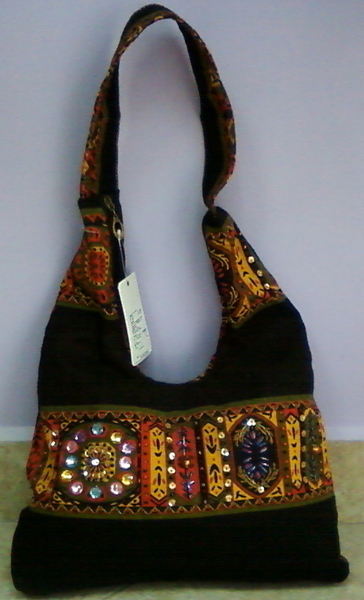 Нова индийска чанта-само за 12 лв DKNY_Photo-0079.jpg Big