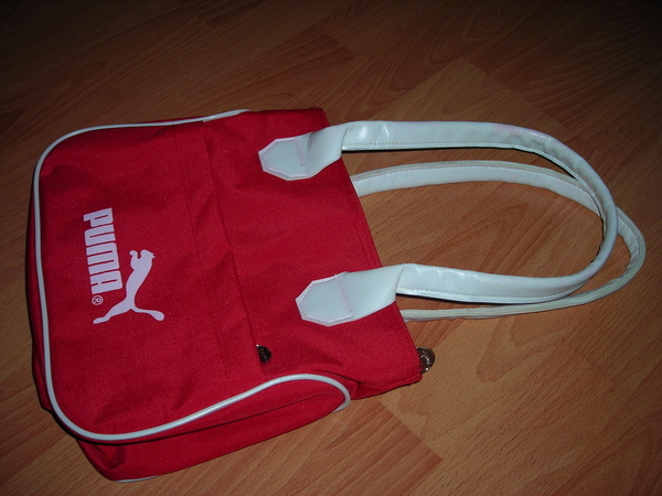 Червена спортна чанта PUMA DSCN3549.JPG Big