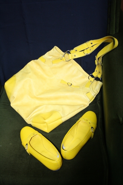 Готина жълта чанта, лот с обувки в същия цвят IMG_8196.JPG Big