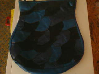 вече 5 лв-чанта със сини и черни парчета от естествена кожа Pic-0007.jpg Big