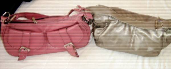 Две чанти сребърна 3лв., в розово 2лв. Picture_12683.jpg Big