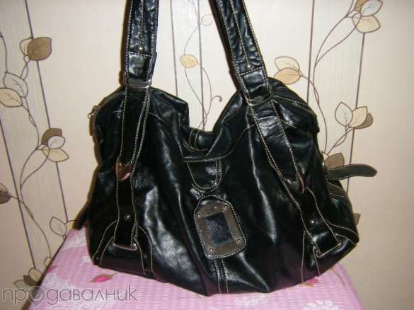 Дамска черна чанта тип торба adelina_13925873_1_585x461.jpg Big