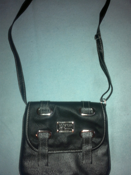 Нова чанта с включени пощенски aneliq38_18082011474.jpg Big