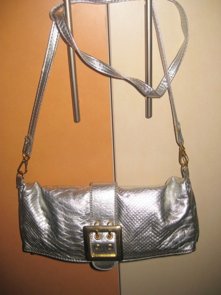 продавам много сладурска сребриста чанта mariela_teofanova_IMG_6532.jpg Big