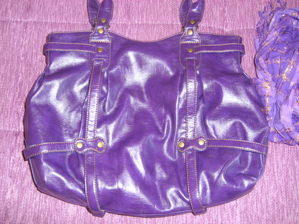 Страхотна чанта в лила,от мека еко кожа,подарък шал в същия цвят njn689_STP600171.JPG Big