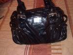 Черна лачена чанта Escensio - Special Edition 141120101551.jpg