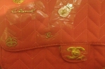 Розова чанта със значки Chanel boutiqueinfinity_258232014_04_09_07_39_09.jpg