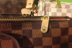 Чантичка с дълга дръжка Louis Vuitton boutiqueinfinity_274082014_04_09_09_49_34.jpg