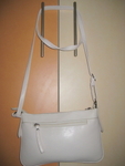 продавам бяла кожена чанта с регулираща дръжка mariela_teofanova_IMG_6543.jpg