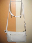 продавам бяла кожена чанта с регулираща дръжка mariela_teofanova_IMG_6544.jpg
