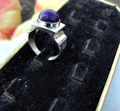 модел 102 Сребърен пръстен с виолетов планински нефрит,много красив radimm_102.JPG Big