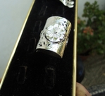 модел 148 Изработен от масивно сребро  Дамски пръстен с ажур и гравировка radimm_148.JPG