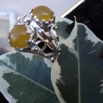 модел 207   Изработен от масивно сребро  Дамски пръстен,с инкрустиран 2 камък жълт хризопласт radimm_207_5_.JPG