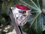 модел 259  Изработен от масивно сребро  Мъжки пръстен,с инкрустиран 1 камък червен  корал radimm_259_7_.JPG