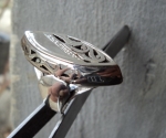 модел 419   Изработени от масивно сребро  Дамски пръстен с ажур и гравировка radimm_419_3_.JPG