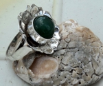 модел 95 Сребърен пръстен маргаритка с полускъпоценен камък зелен азонит radimm_95_3_.JPG