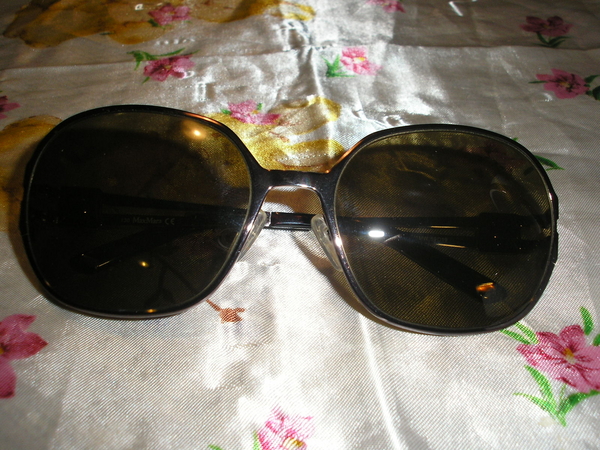очила Мax Mara с твърда кутия M&Co bamby_1_P3251004.JPG Big