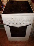 Готварска печка  INDESIT с керамичен плот PA220004.JPG