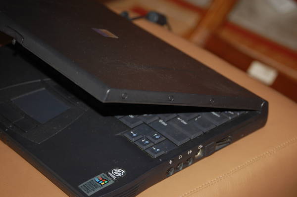Лаптоп Dell Latitude Cpt PPX 12.1   DSC_0733.JPG Big