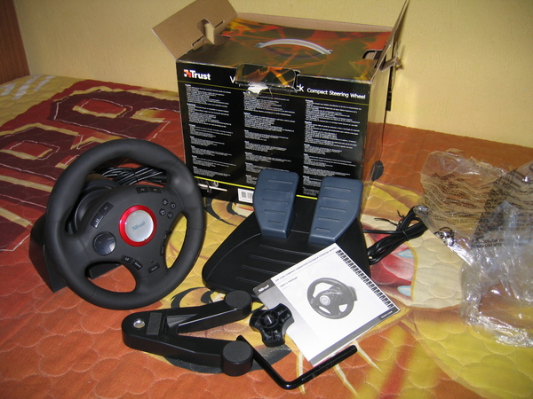 Продавам  Волан с педали  за PC и PS2 kurasheva_IMG_95251.JPG Big